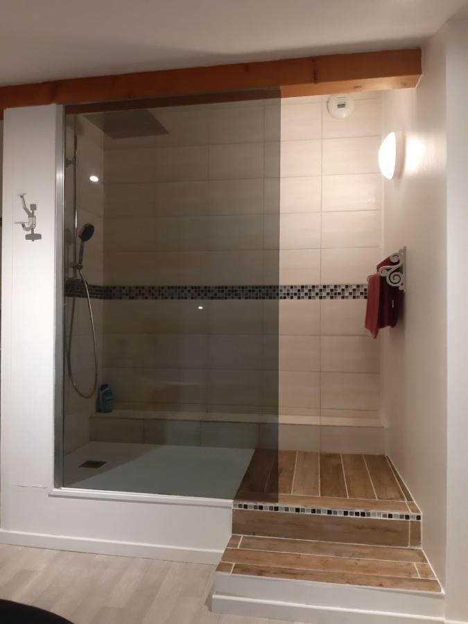 Appartement T2 Au Coeur Du Village Cleon-d'Andran Bagian luar foto